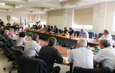 Με 37 θέματα στην ημερήσια διάταξη.