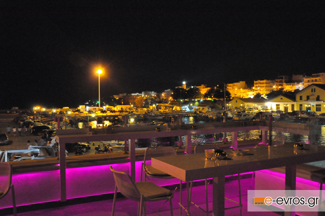 Άνοιξε το υπέροχο Yacht Club πάνω από το Ν.Ο.Α. στο λιμάνι!