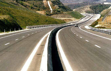 «Χαρίζουν» την Εγνατία Οδό σε ιδιώτες εργολάβους που θα διπλασιάσουν τα διόδια!