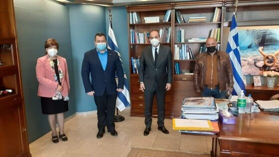 Ο Δήμος Σαμοθράκης ευχαριστεί θερμά τον Υπουργό, κύριο Πλακιωτάκη και την πρώην Γ.Γ του Υπουργείου Ναυτιλίας, κυρία Καλογήρου, για τις άμεσες ενεργειές τους.