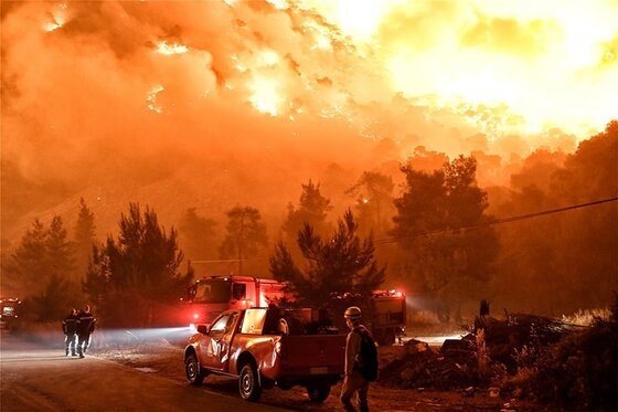 Και η Περιφέρεια της ΑΜΘ προσπαθεί να βοηθήσει την Αττική με όποιον τρόπο μπορεί.
