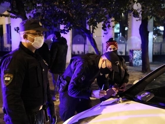 "Βροχή" τα πρόστιμα σε πελάτες & λουκέτο σε επιχείρηση για μη τήρηση μέτρων.