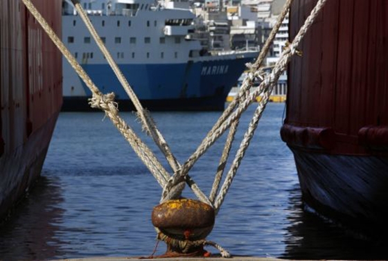 Η μη πληρωμή στα πληρώματα συνεχίζεται, ενώ η ανεργία έχει ξεπεράσει το 50%